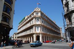 31 Cuba - Havana Centro - Hotel Plaza.JPG
